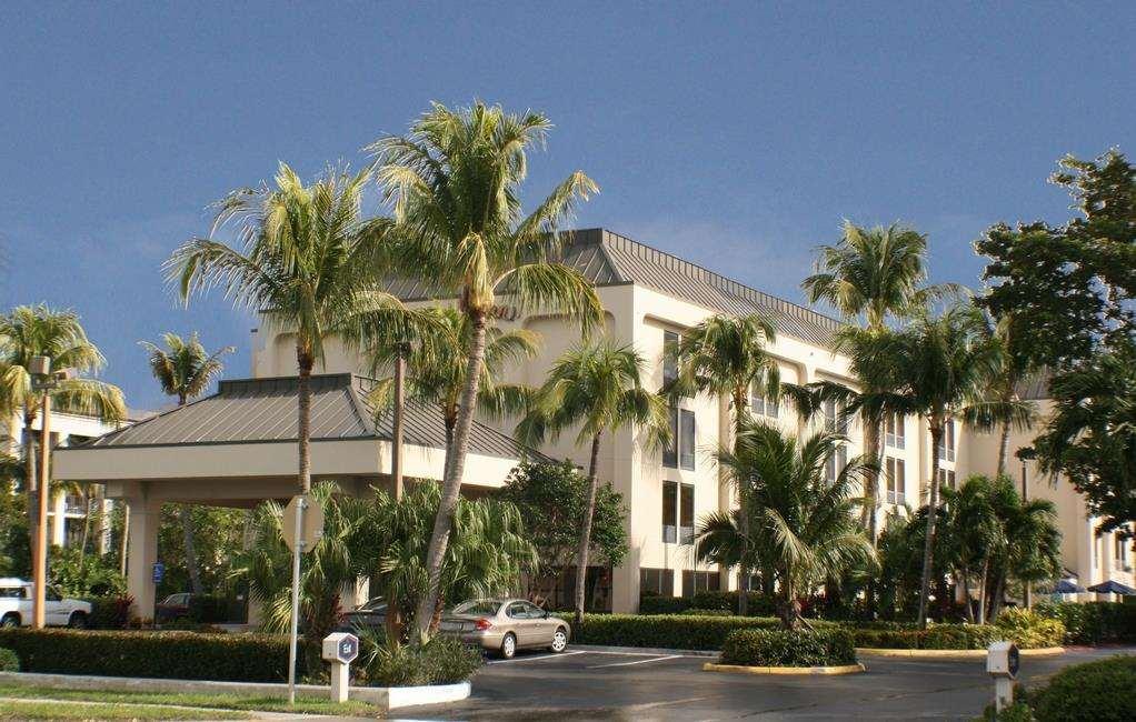 햄튼 인 네이플스 센트럴 호텔 North North Naples 외부 사진